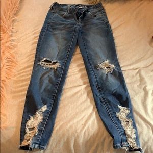 American eagle distressed jeans